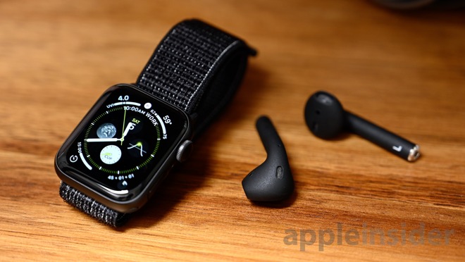 difference between nike apple watch and regular