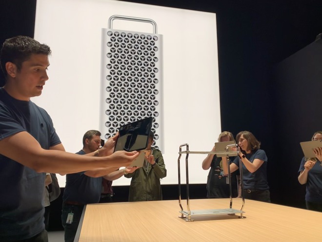 The New $6,000 Mac Pro Houses Some Insane Power Inside Its Cheese Grater  Design