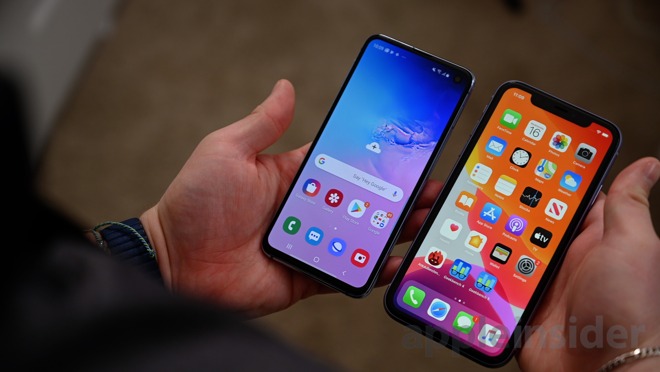 The vivid displays of the iPhone 11 and Galaxy S10e