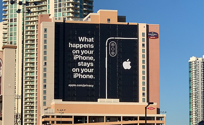 Las Vegas billboard ad. (Photo: Chris Velazco via Twitter)