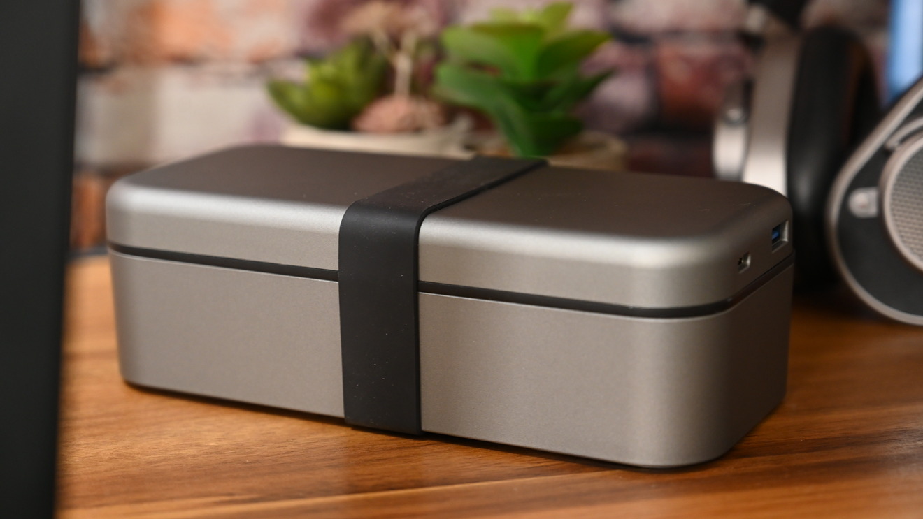 photo of Review: BentoStack PowerHub combines a Qi battery, USB-C hub, & storage image