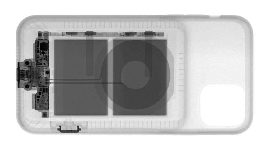 X-ray shows how the iPhone 11 Smart Battery Case camera button