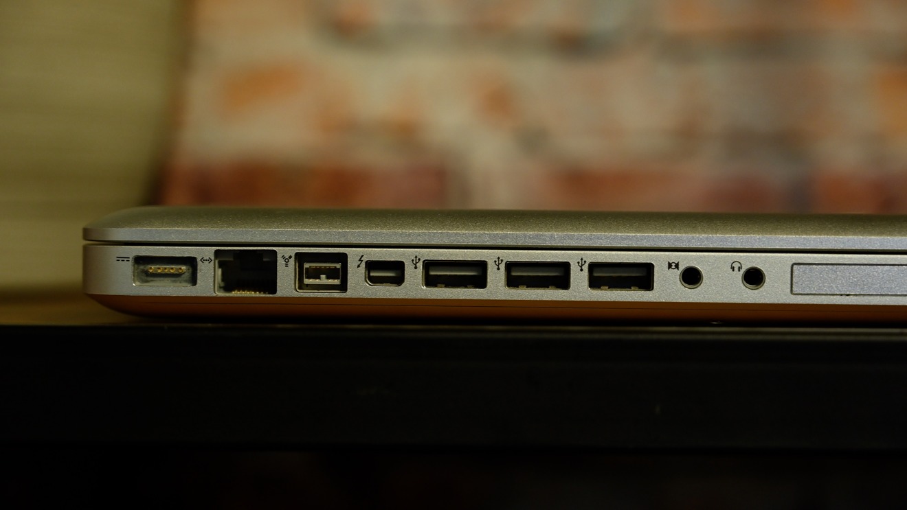 Ports on the 17-inch MacBook Pro
