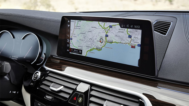 photo of BMW puts the brakes on CarPlay subscription fee in UK image