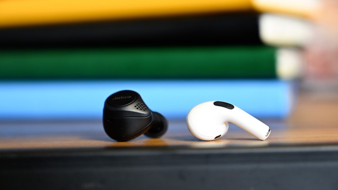 Comparig the Jabra Elite 75t and AirPods Pro