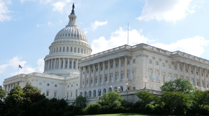 photo of Apple News will co-host 8th Democratic debate with ABC in February image