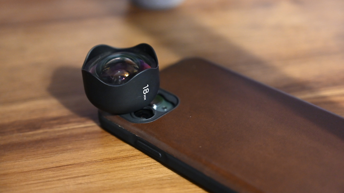 Moment's 18mm lens on the Nomad Rugged Case