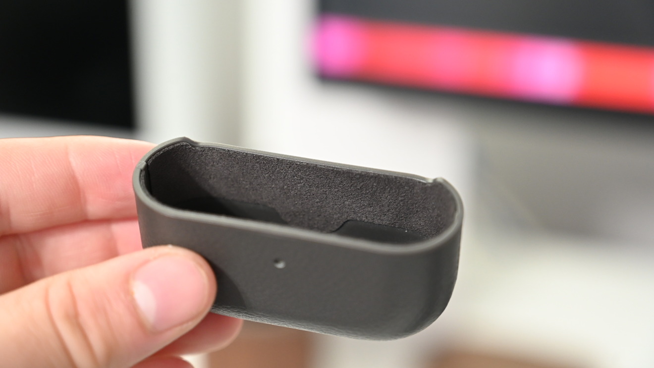 Microfiber lining inside the Courant AirPods Pro case