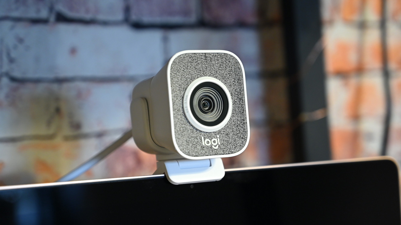 logitech streamcam windows hello