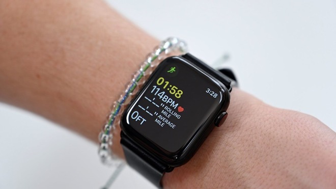 Apple Watch notifies users of any detected abnormal heart activity