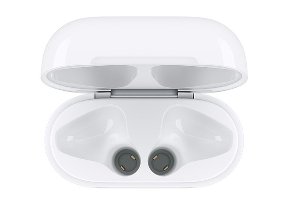 How to Clean AirPods and the AirPods Charging Case