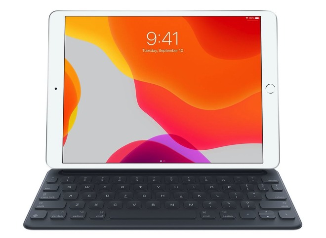 Apple Smart Keyboard Folio with 10.2-inch iPad