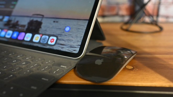 Apple's Magic Mouse 2 and iPad Pro