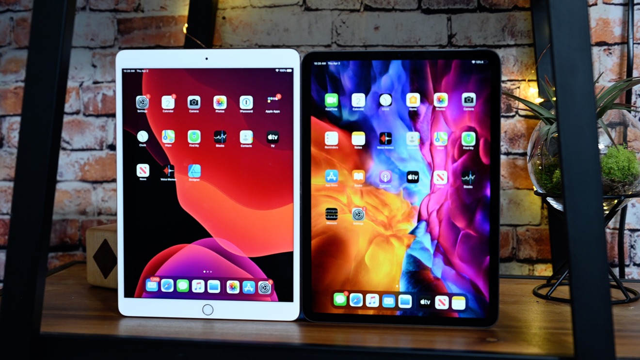 The fronts of the 10.5-inch and 11-inch iPad Pros