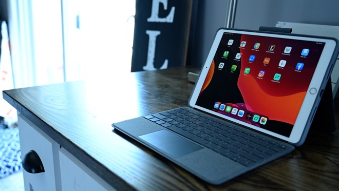 iPad Pro in Logitech's Combo Touch