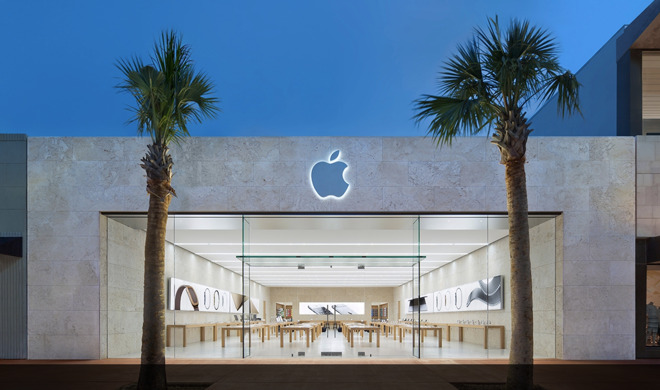 The Lincoln Road Apple Store in Miami Beach