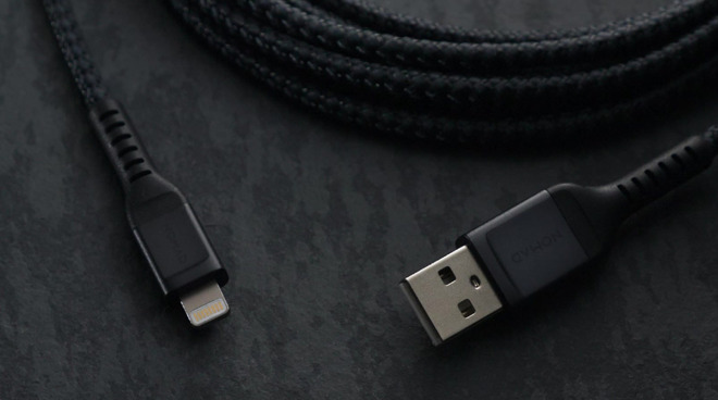 Braided Nomad Lightning Cable for Apple products