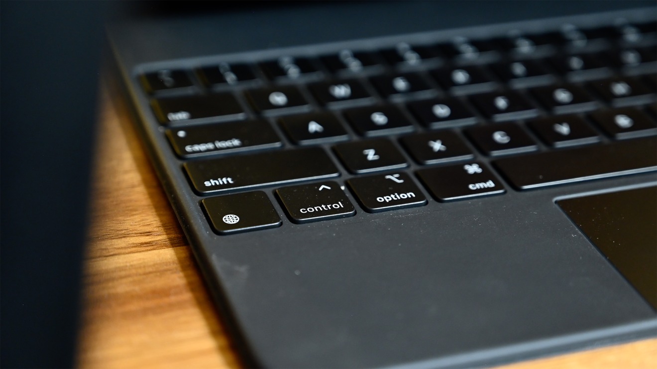 smart keyboard backlight