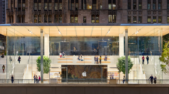 Las Vegas Apple stores reopen for select services