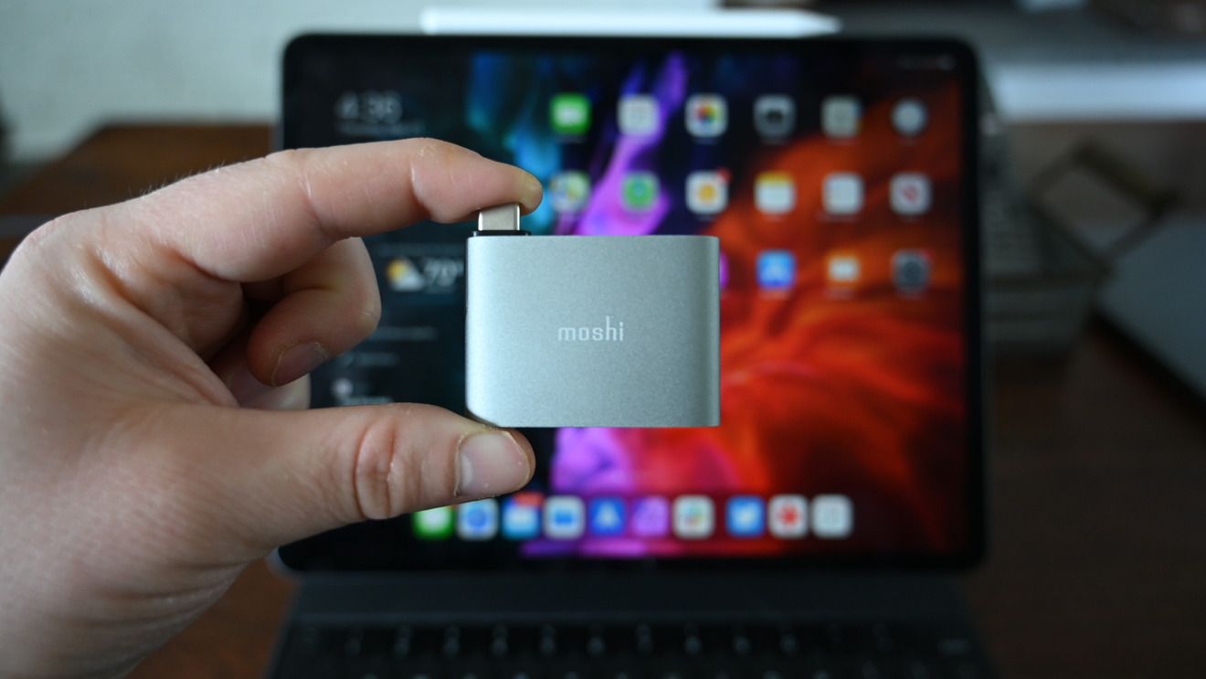 The HDMI adapter for Apple iPad