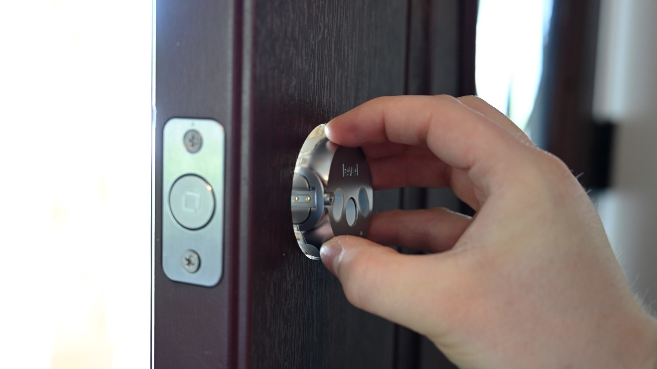 Level Bolt, The Invisible Smart Deadbolt