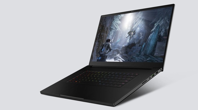 The 4K and Full HD Razer Blade Pro 17 displays have the same dimensions.
