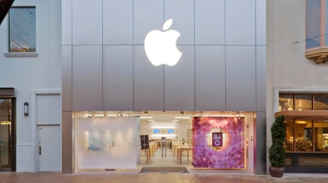 The Bridgeport Village Apple Store in Tigard, Ore.