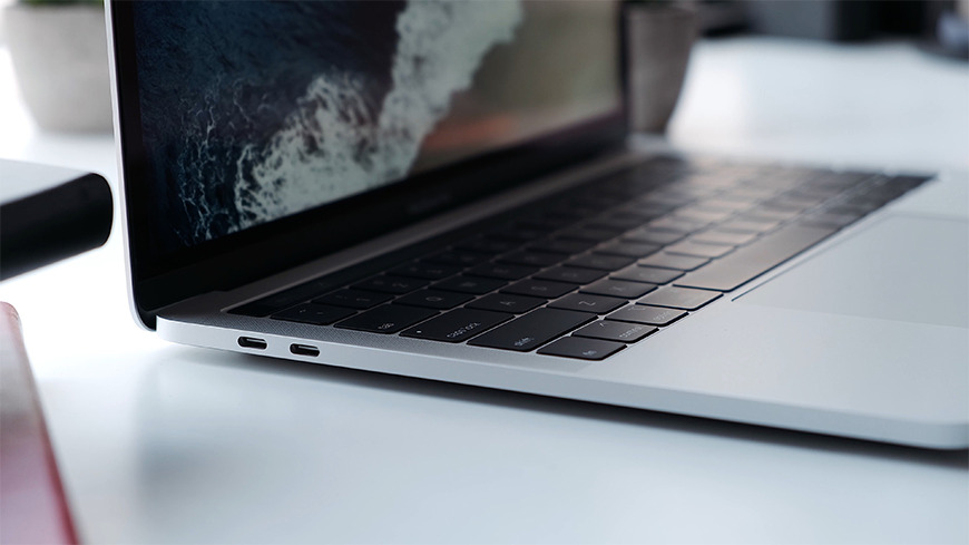 Exclusive Apple 13 inch MacBook Pro deal