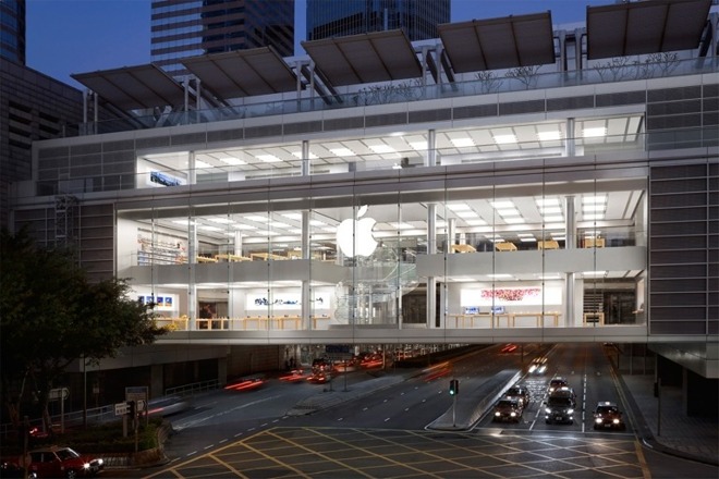 photo of Apple accused of hindering Hong Kong protest movement with rejection of voting app image