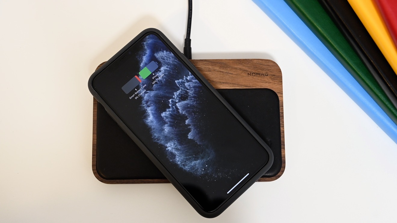 photo of Apple researching two-way wireless Qi charging cases with no Lightning image