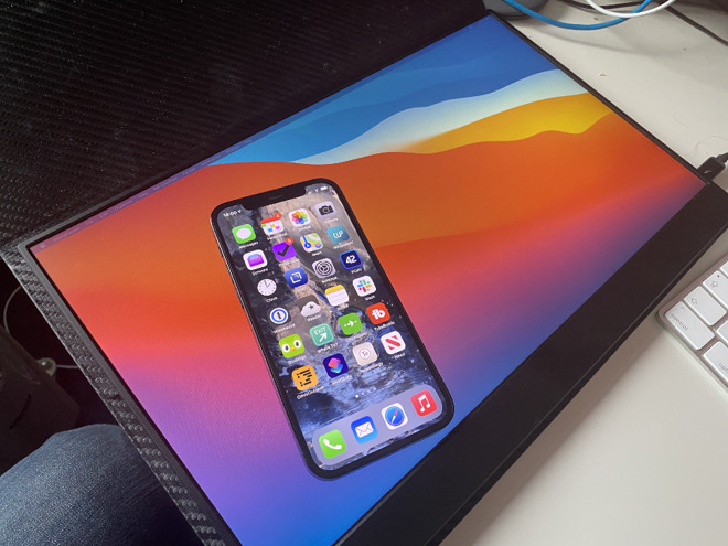 While the iPhone 12 Pro screen's maximum brightness is roughly four times brighter than the Vissles one, in real-world use, the difference is noticeable yet not striking