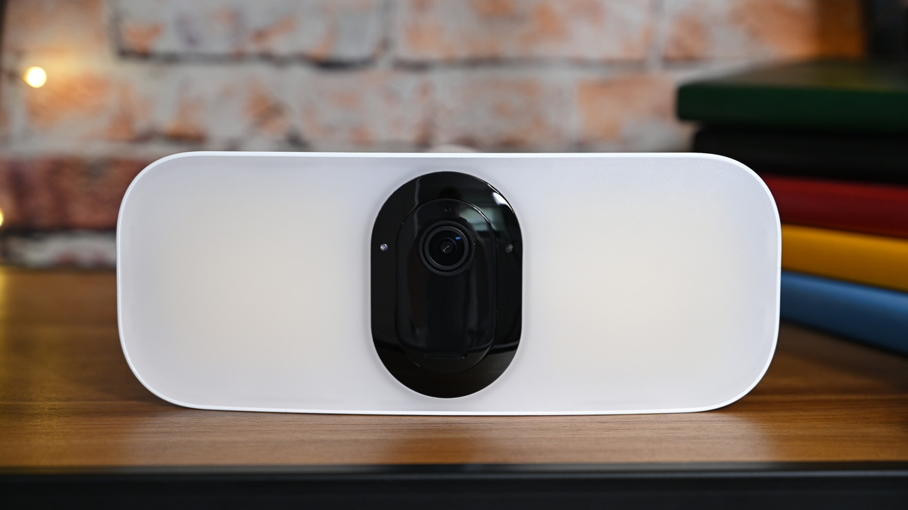 Hyret millimeter punktum Arlo Pro 3 Floodlight Cam gains support for Apple HomeKit | AppleInsider