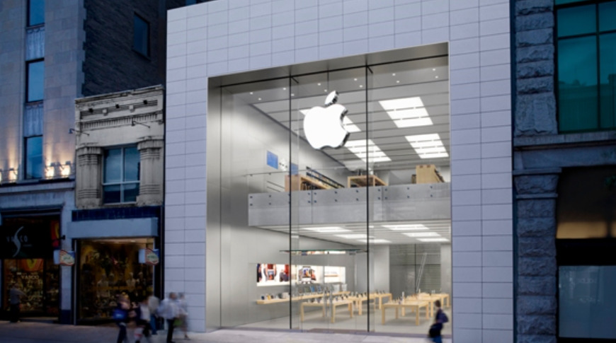 photo of Apple abruptly closes flagship Montreal Apple Store over COVID-19 image