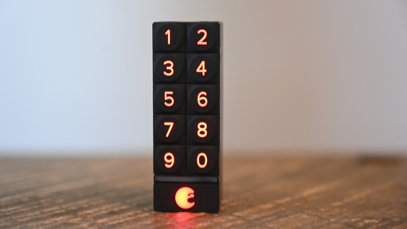 August Smart Keypad backlit numbers