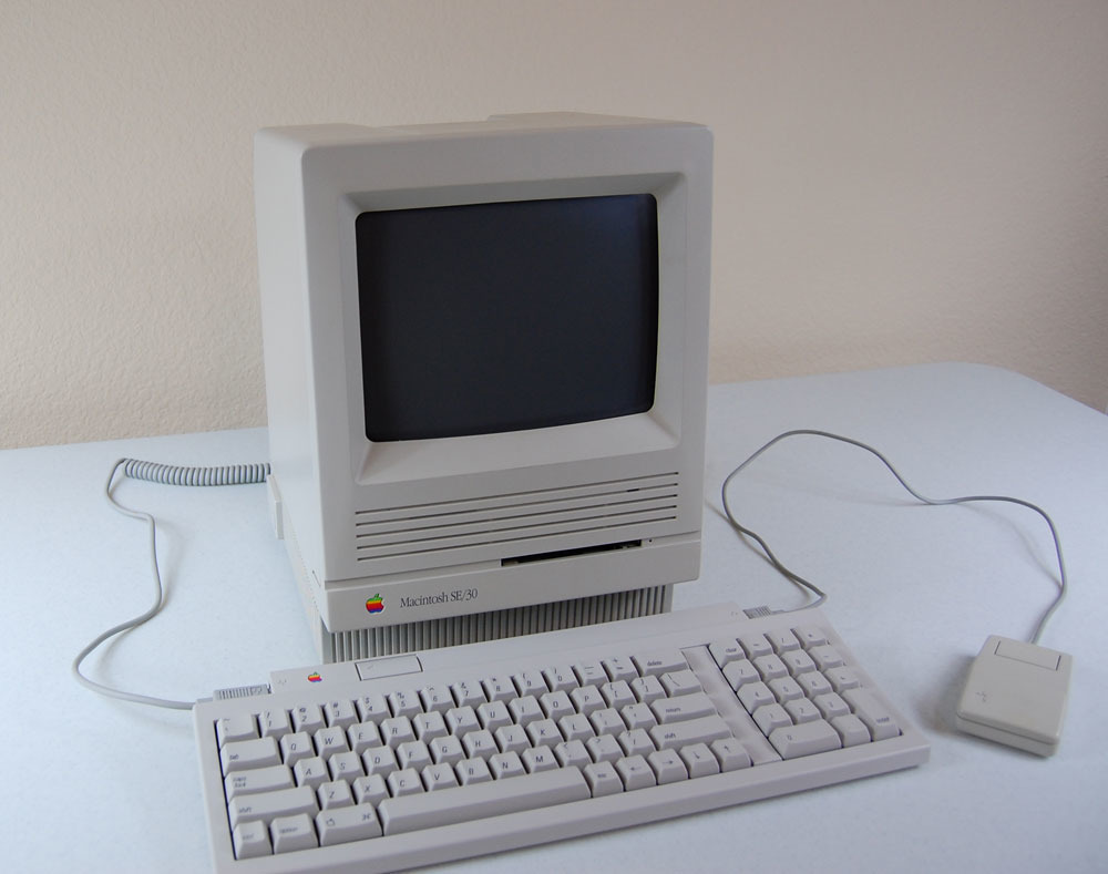 This is the beloved Mac SE/30, but the original SE was the new release of 1987