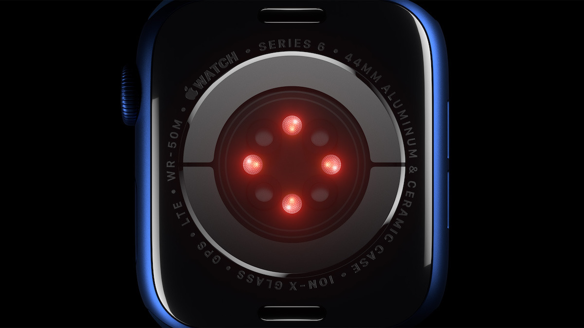 Apple uses red and infrared light to monitor the oxygen saturation of a user's blood. Credit: Apple