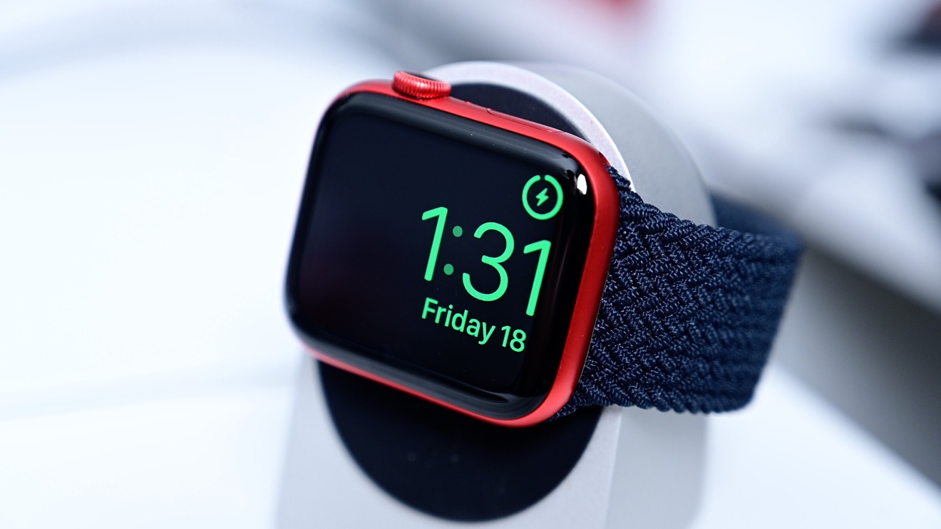 Charging Apple Watch Series 6 is faster