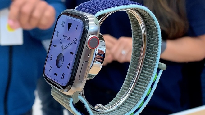 Natural titanium Apple Watch Series 6