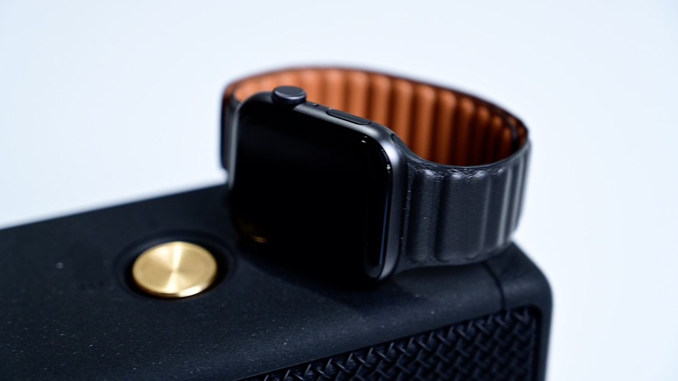 Review The new Leather Link Apple Watch band is a great premium