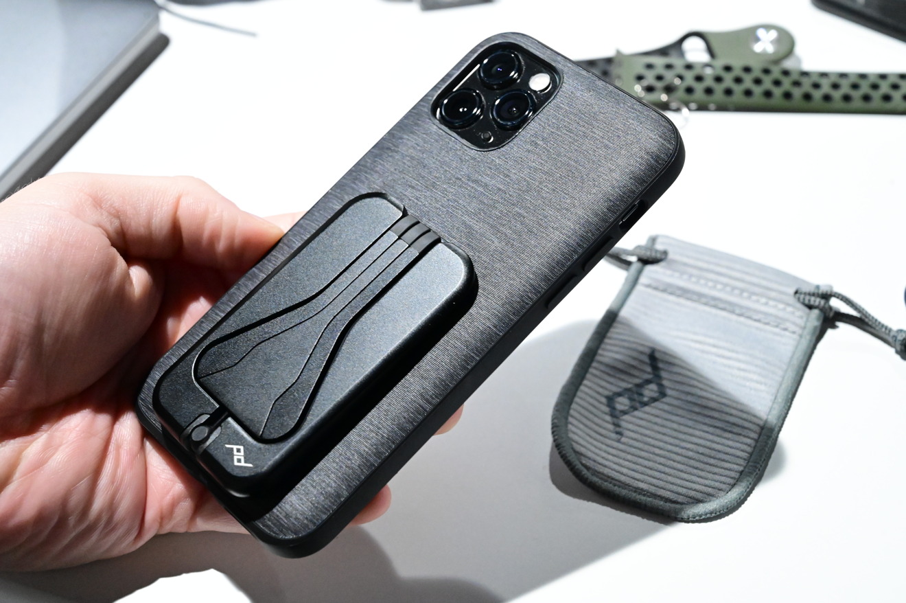 peak design iphone 13 pro case