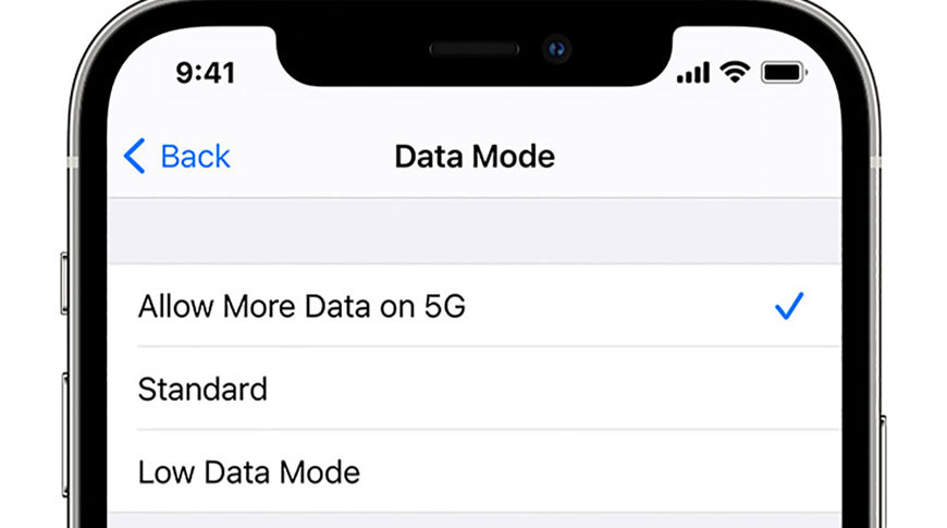 photo of iPhone 12 supports iOS updates over 5G, but users might need to manually activate feature image