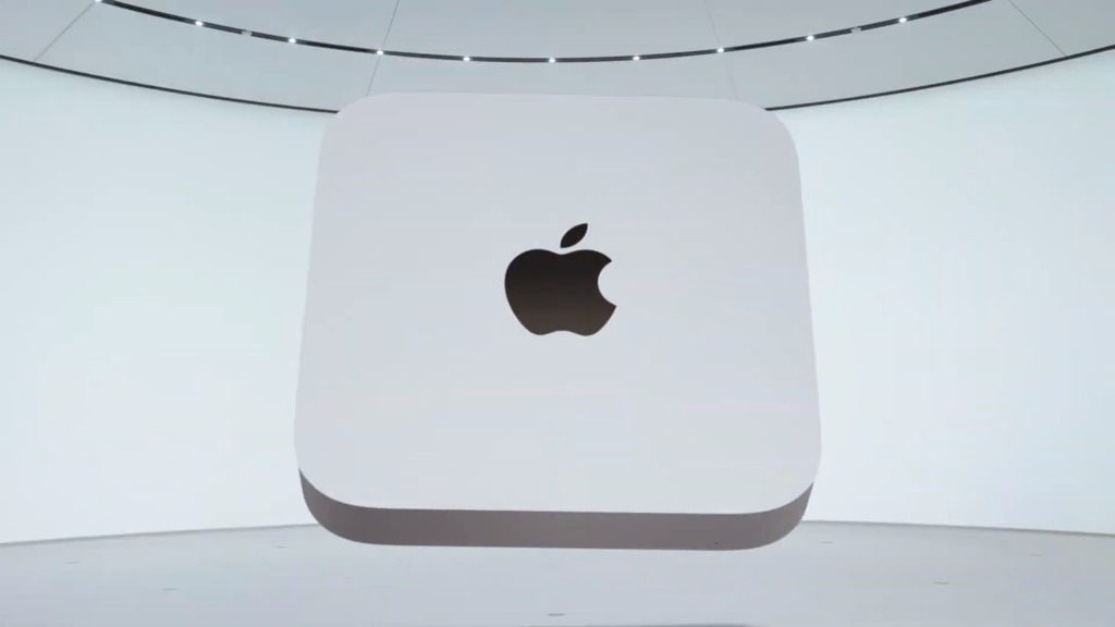 The Mac mini with an M1 processor has two Thunderbolt 3 ports, an HDMI port, and two USB-A ports
