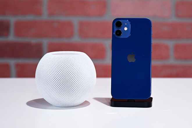 HomePod mini next to iPhone 12 mini