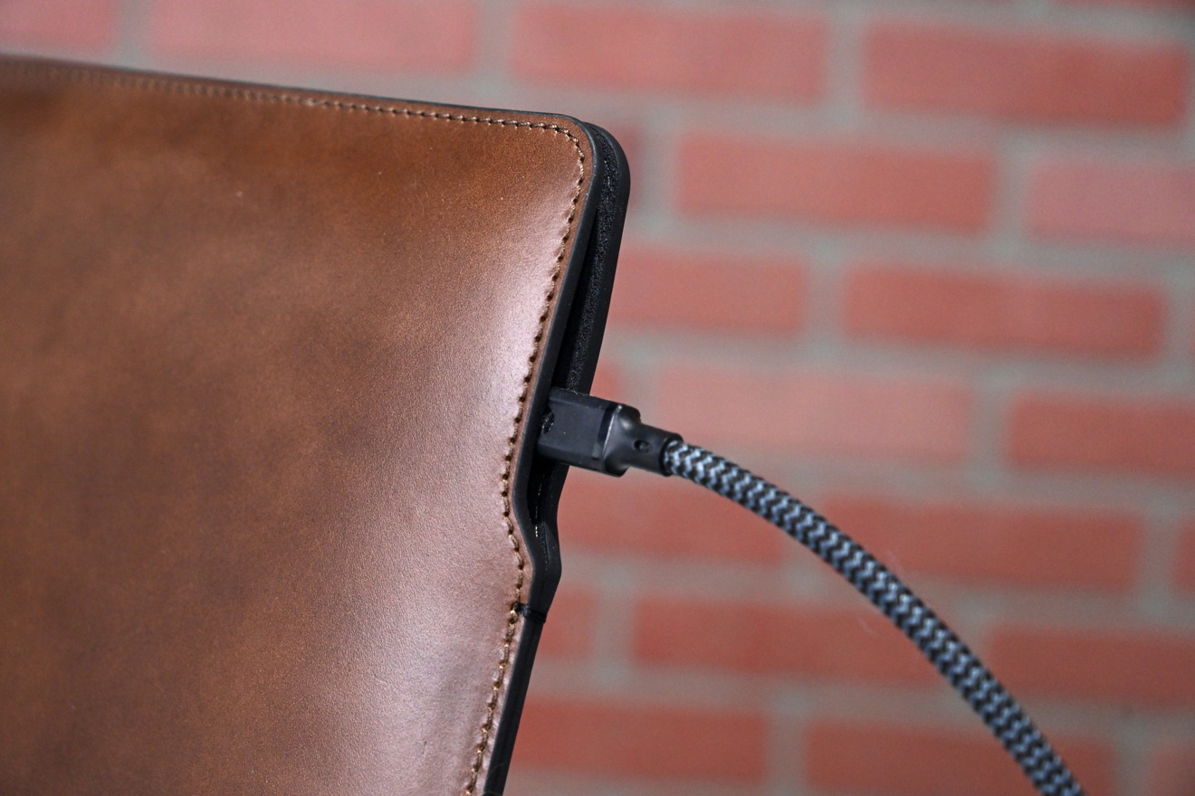 Best macbook outlet air leather sleeve