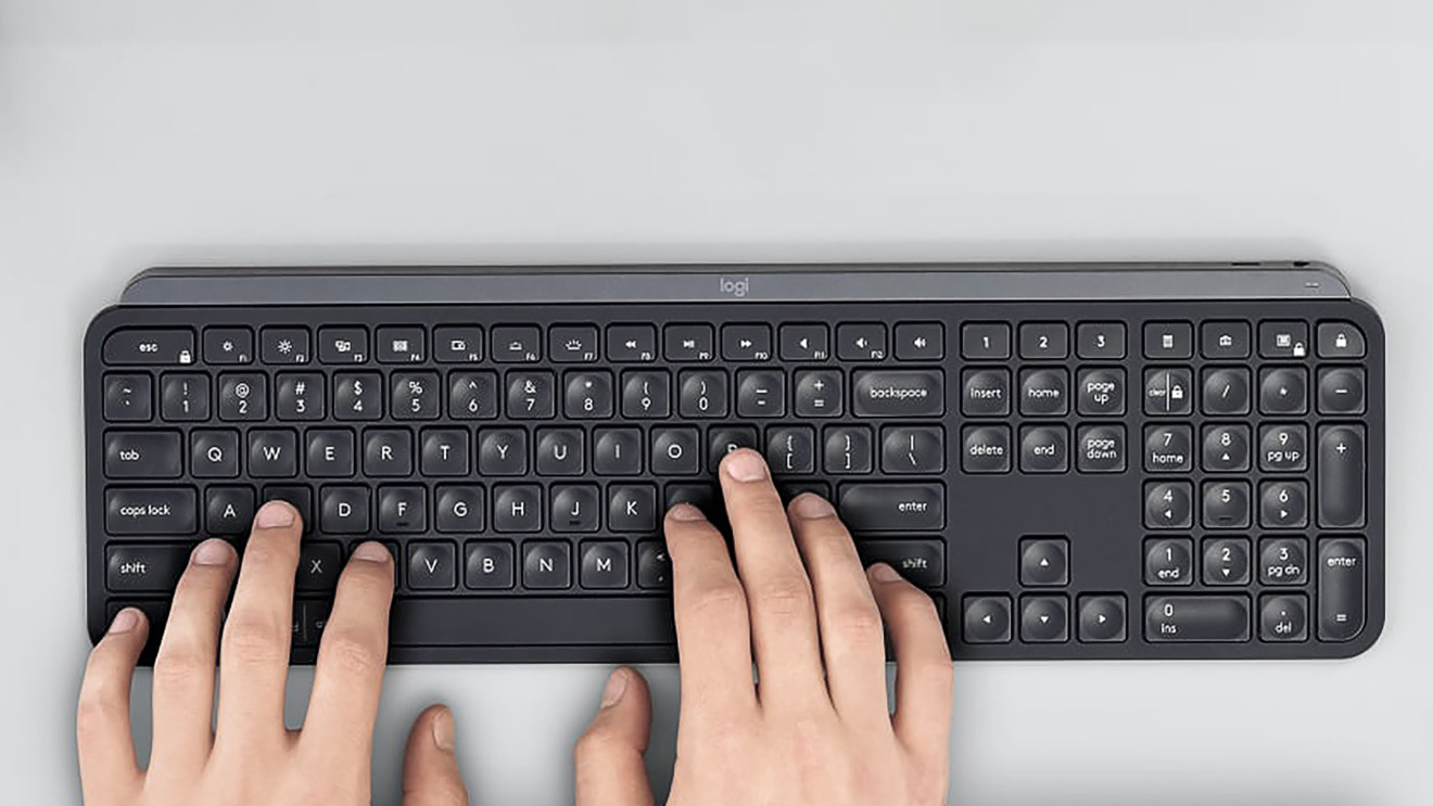 logitech keyboard on mac command key