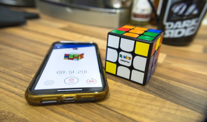 Rubik's Linked evaluation: a sensible dice for nostalgia lovers
