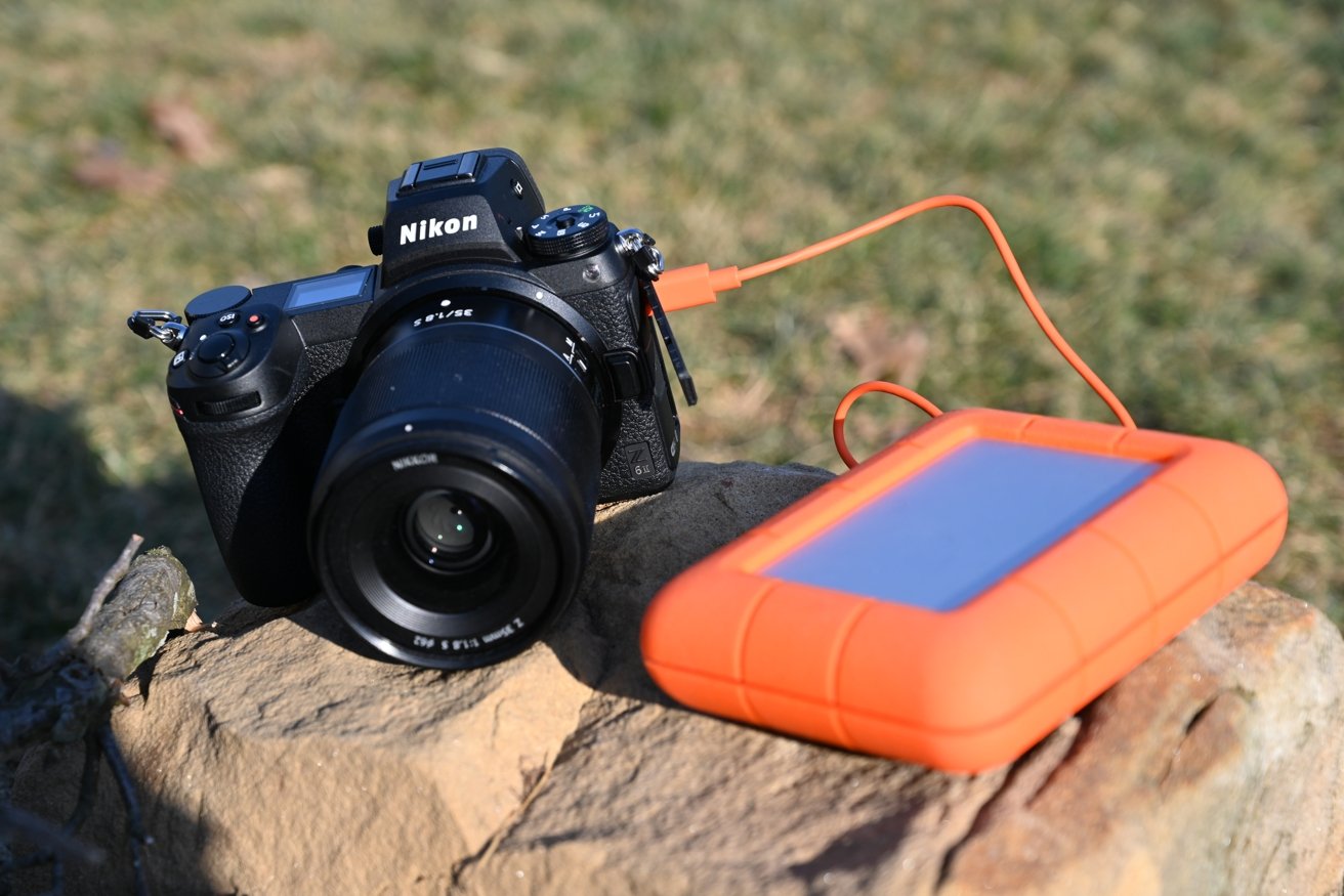 LaCie Rugged BOSS Portable SSD Review: Offload Your Content