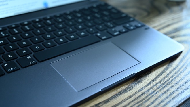 The large trackpad on the Brydge Pro+