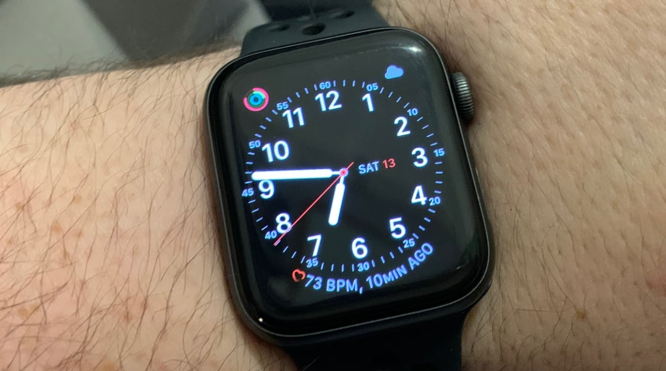 Here's how to change your Apple Watch band easily