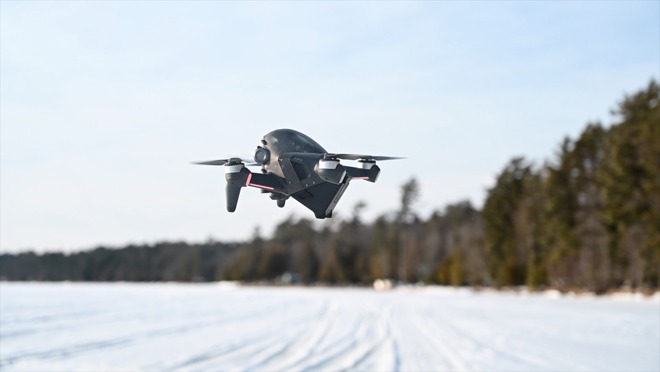 Never seen before: watch an FPV drone fly into the water and reemerge:  Digital Photography Review